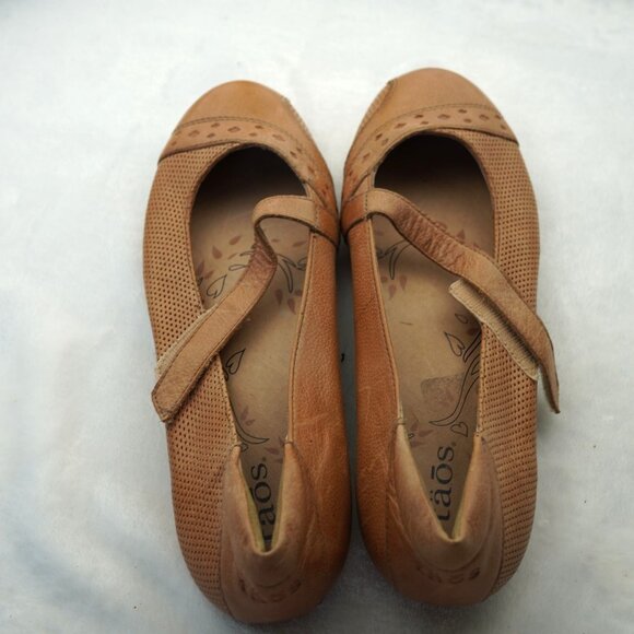 Taos Scamp Mary Jane Comfort Flats Brown Leather US 9 - Picture 3 of 8